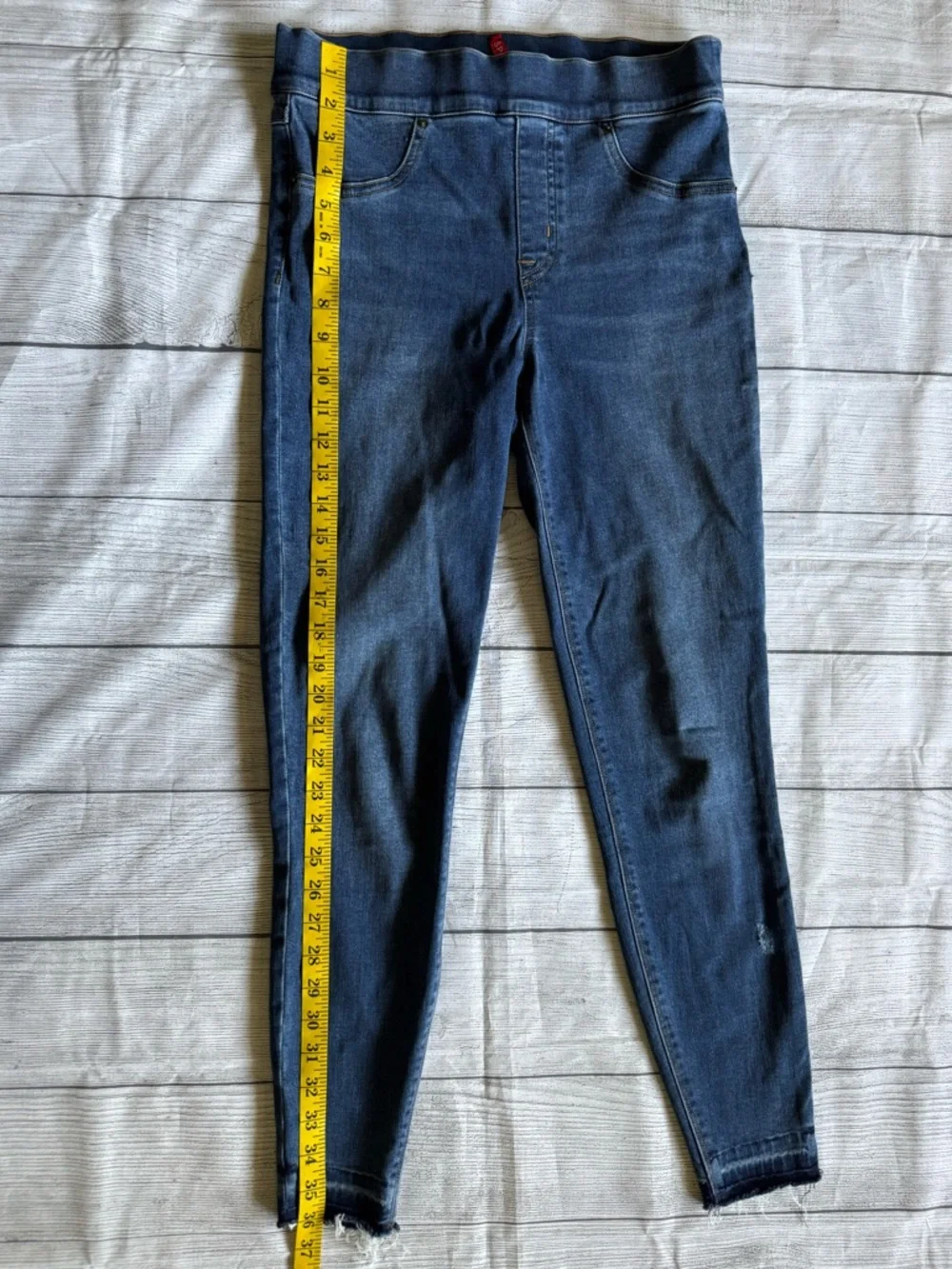 SPANX Pull-On Denim Leggings Sz M Med DarkWash Stretch Skinny Raw Hem Distressed - Picture 6 of 10